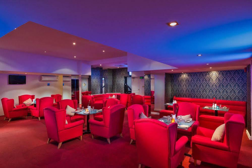 Tulip Inn Downtown מוסקט מראה חיצוני תמונה